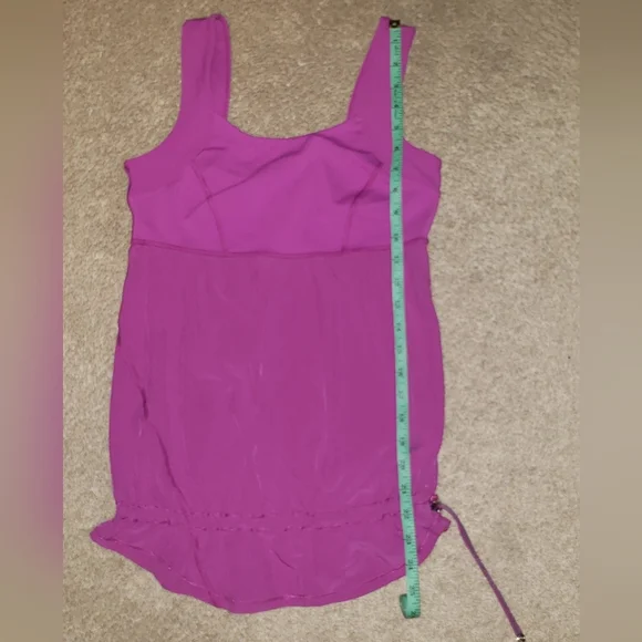 Lululemon Tank Top with a cinched waist - Picture 13 of 13
